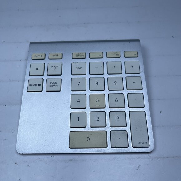 Belkin F8T067 Aluminum YourType Bluetooth Wireless Keypad for iMac Mac - Picture 1 of 8